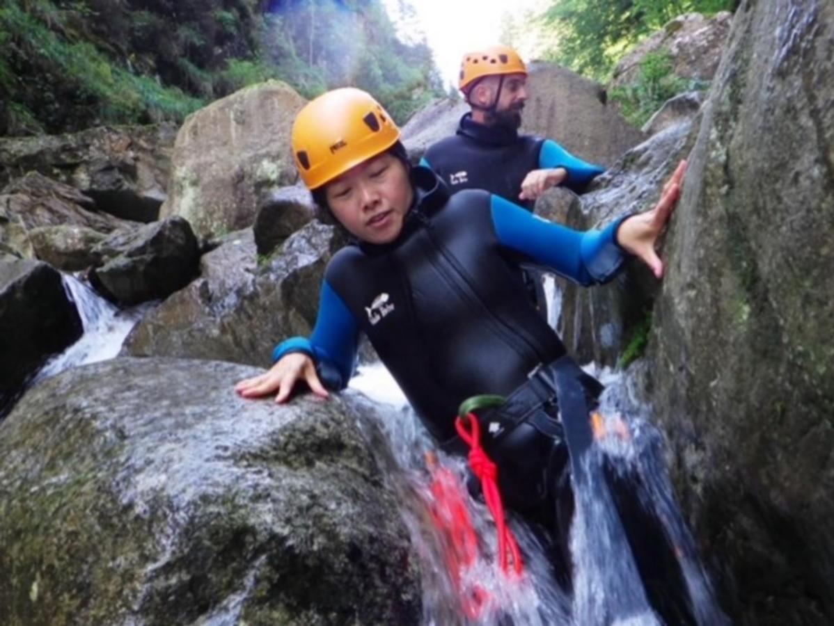 Appartement Tres Agreable Dans Belle Residence, Classe 3 Etoiles Par Le Comite Departementale Du Tourisme En Haute Garonne Bagnères-de-Luchon Exteriör bild