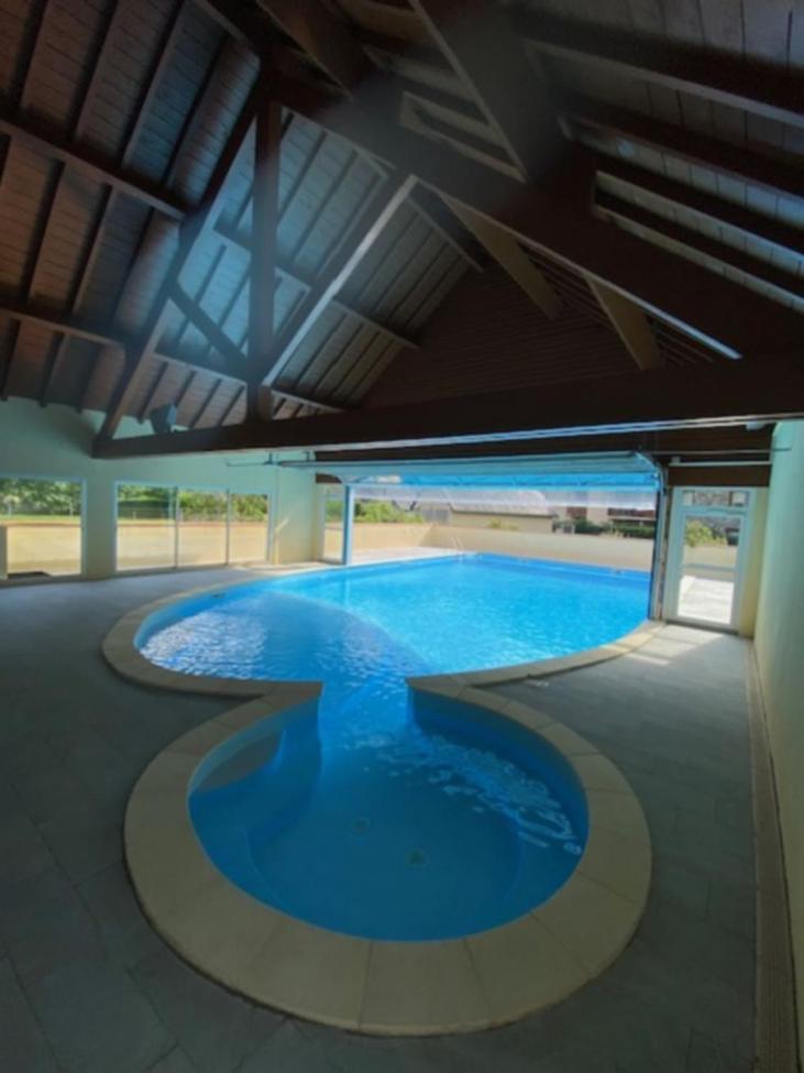 Appartement Tres Agreable Dans Belle Residence, Classe 3 Etoiles Par Le Comite Departementale Du Tourisme En Haute Garonne Bagnères-de-Luchon Exteriör bild